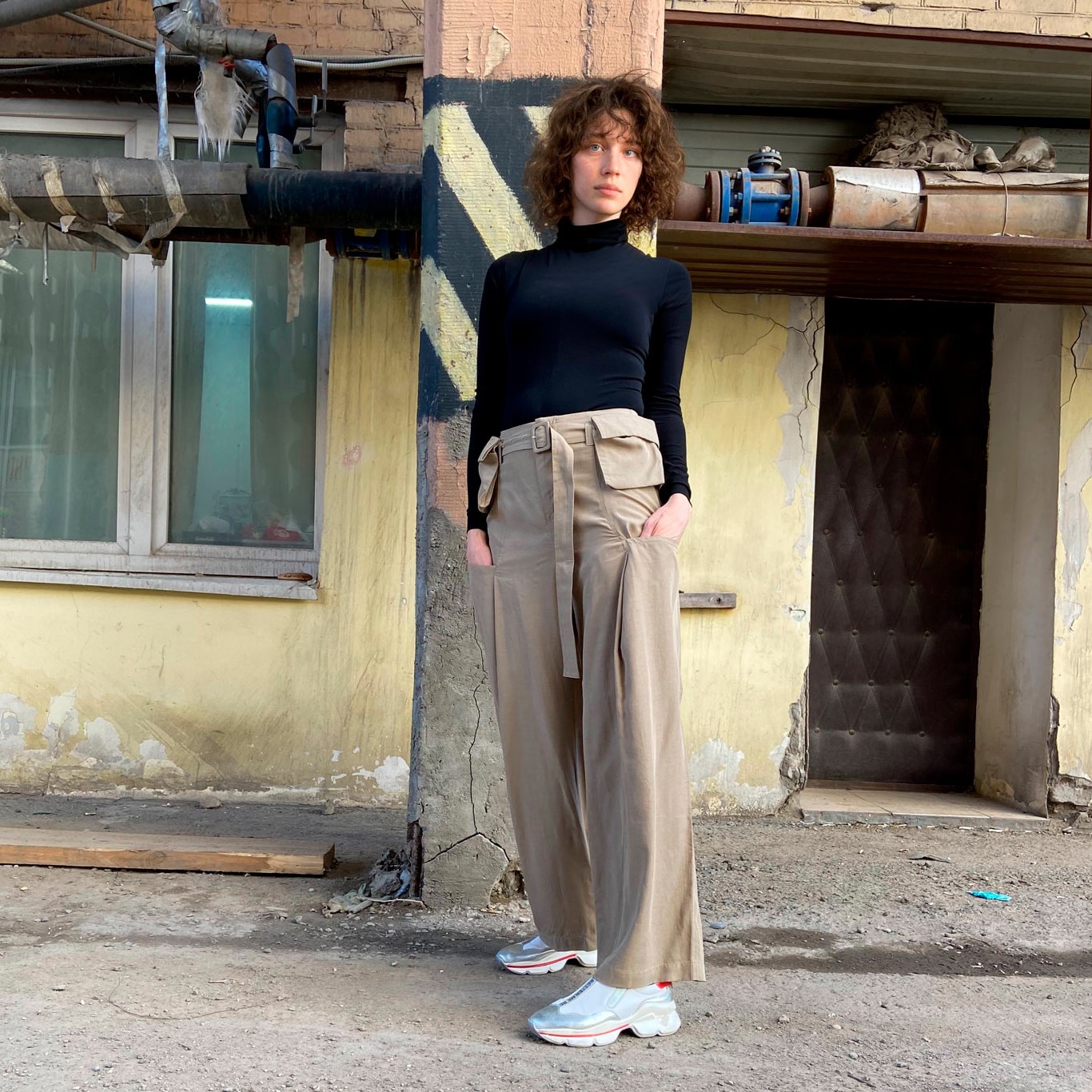 040 Pattern of trousers with removable pockets — изображение 4