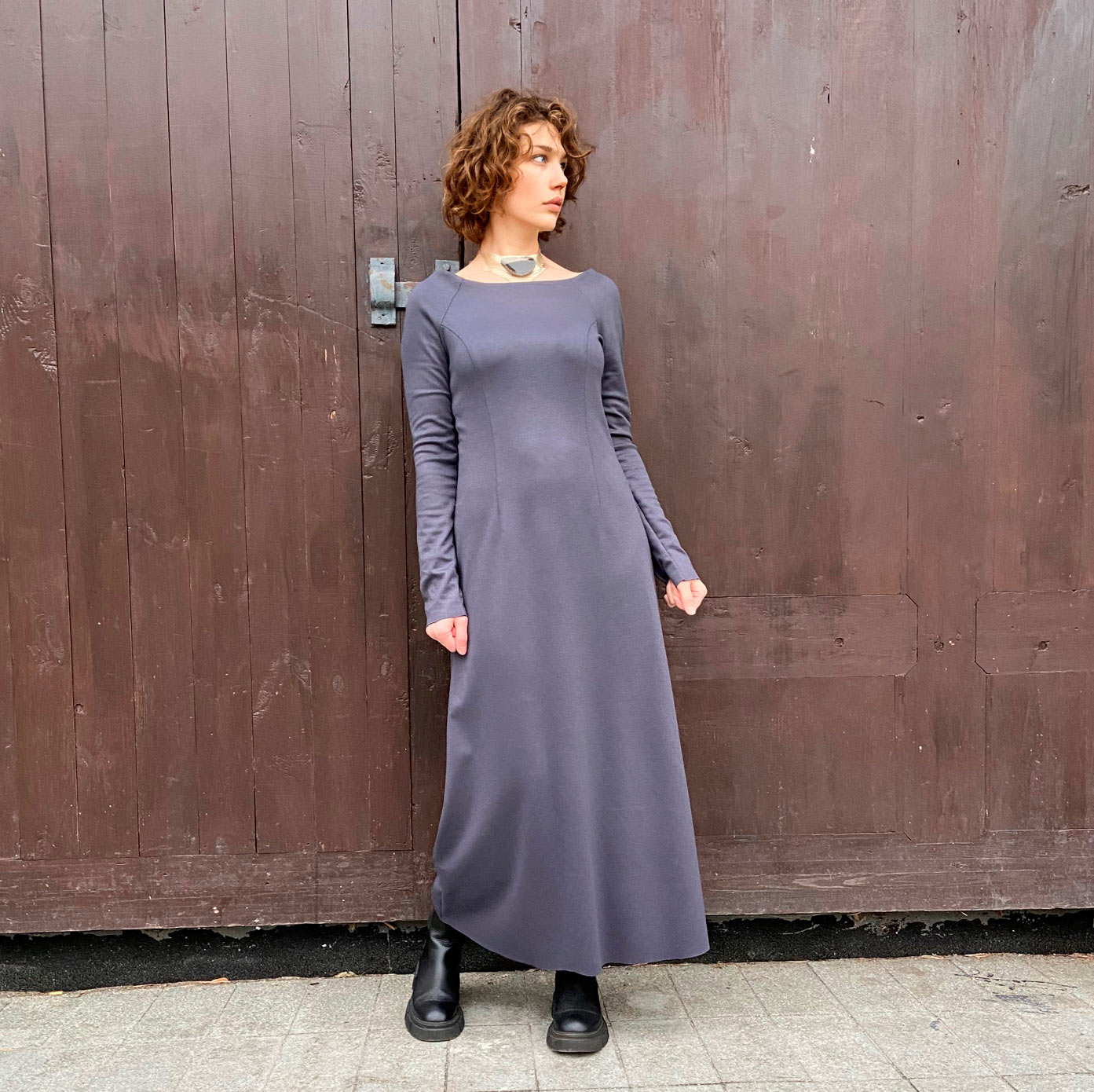 0120 The pattern of a midi dress with a raglan sleeve made of knitwear — изображение 5