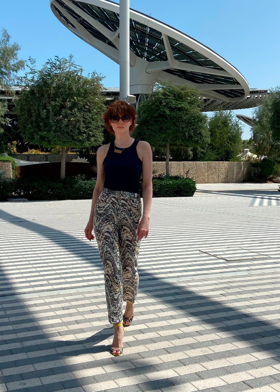 0419 The pattern of trousers of moderate volume, straight silhouette — изображение 6