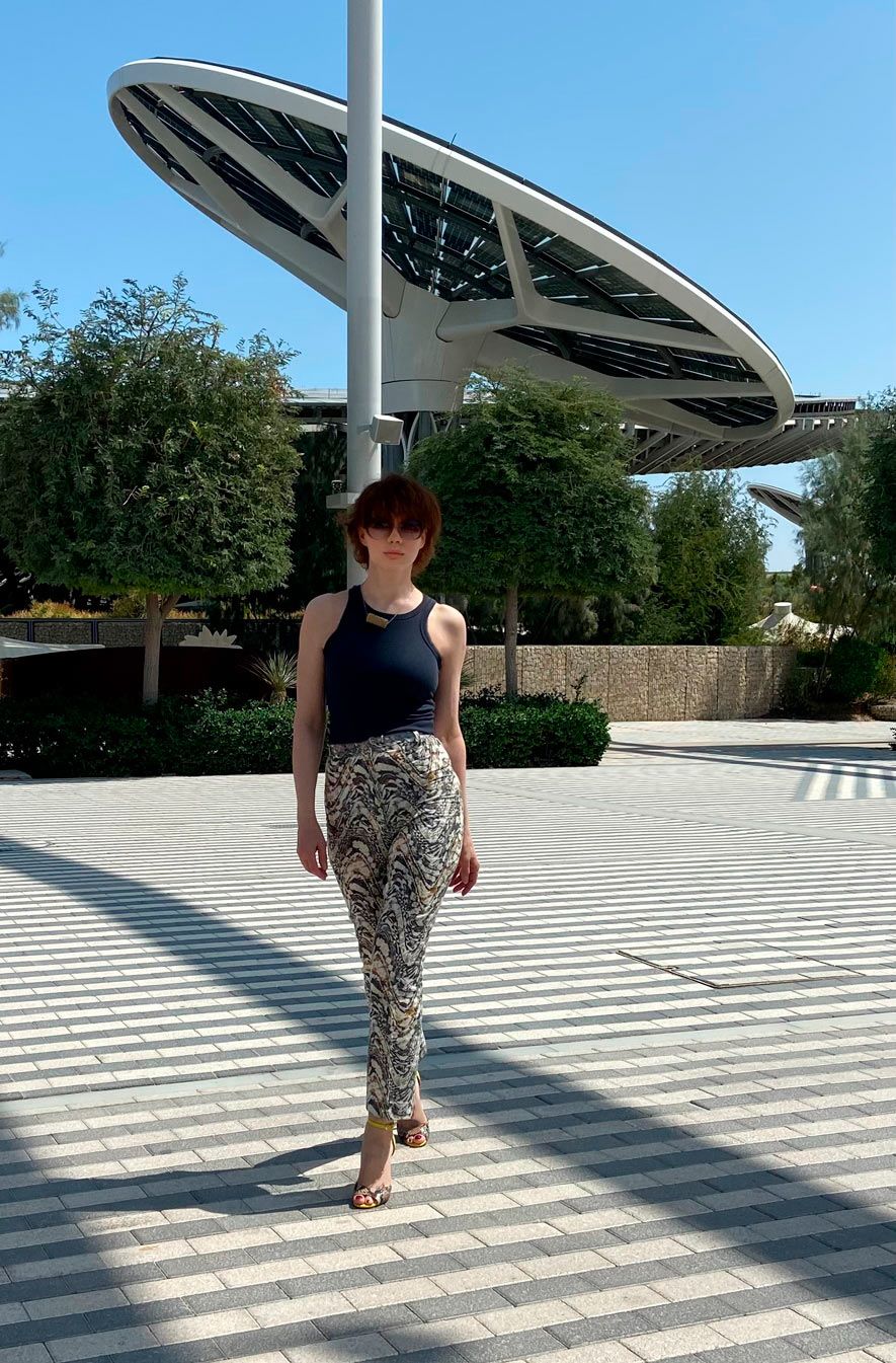 0419 The pattern of trousers of moderate volume, straight silhouette — изображение 7