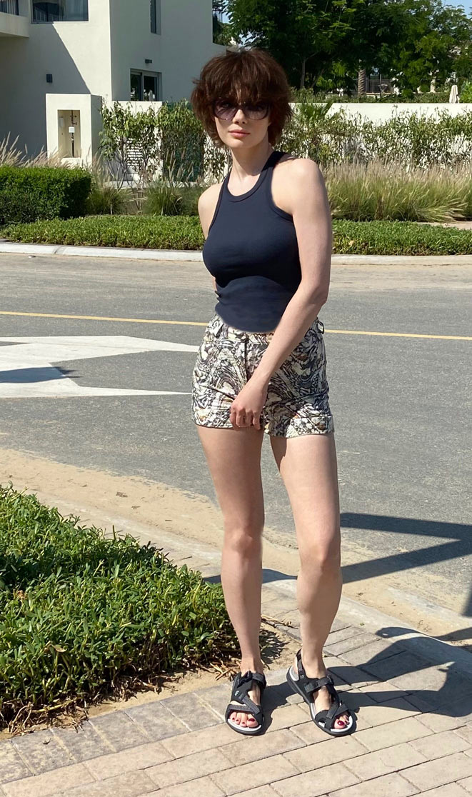 00406 The pattern of classic denim shorts. — изображение 2